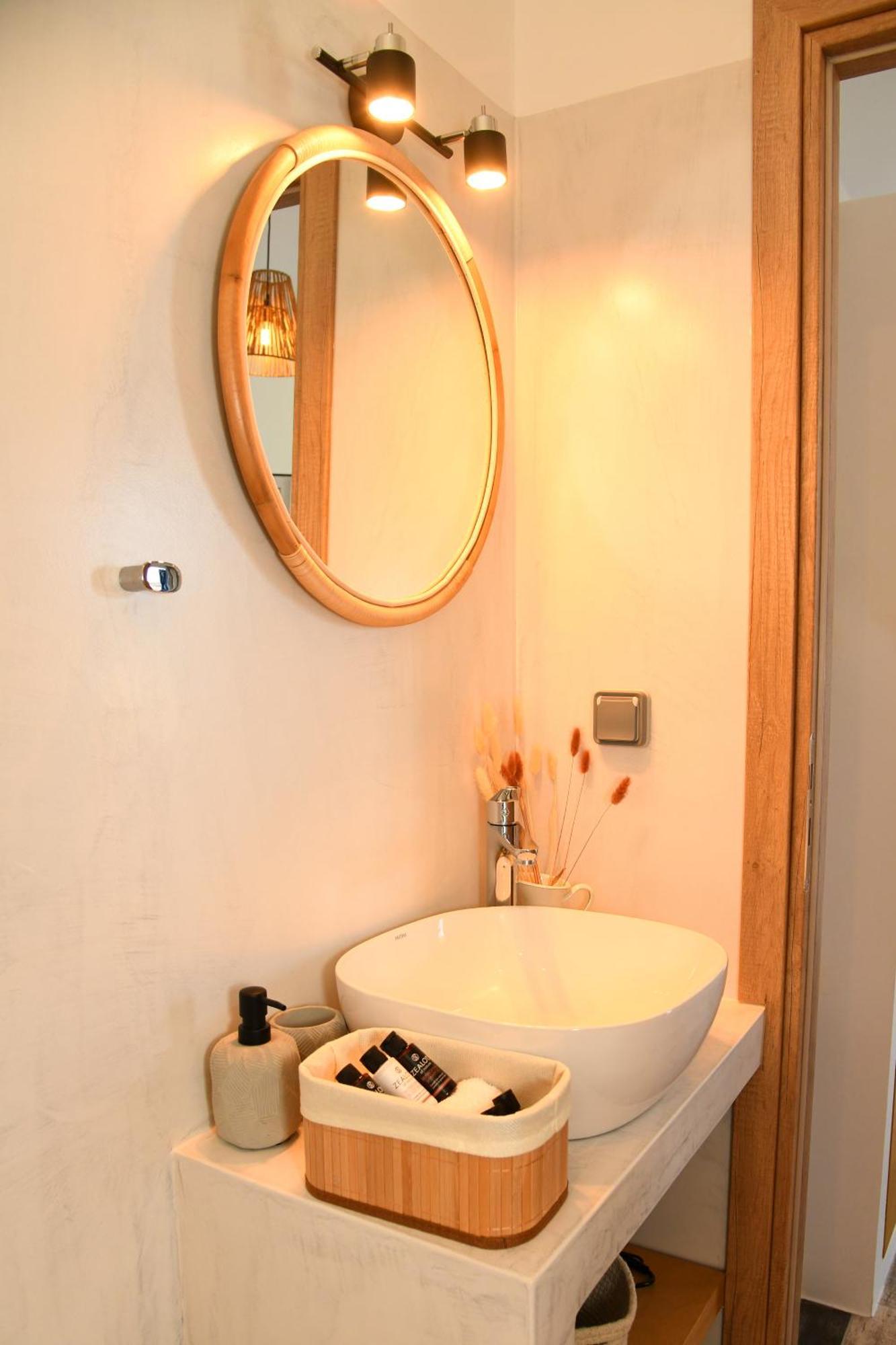 Petite Studios Batsi Batsíon Extérieur photo